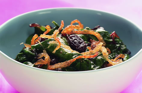 Spinach with caramelized onions and sultanas